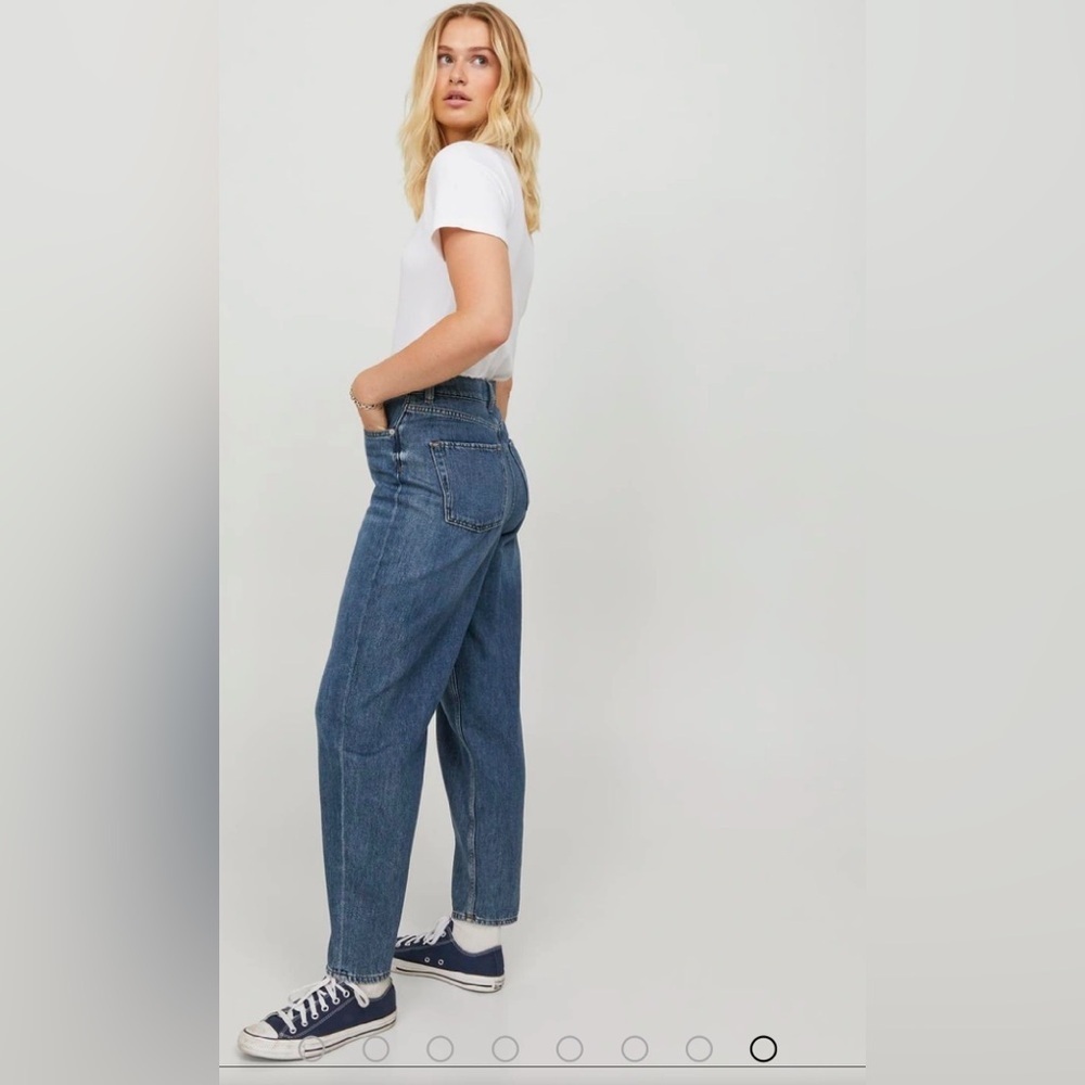 Hudson’s Bay JJXX Mom High Waist Jeans, Medium Wash - Size 27/32 - Picture 1 of 11